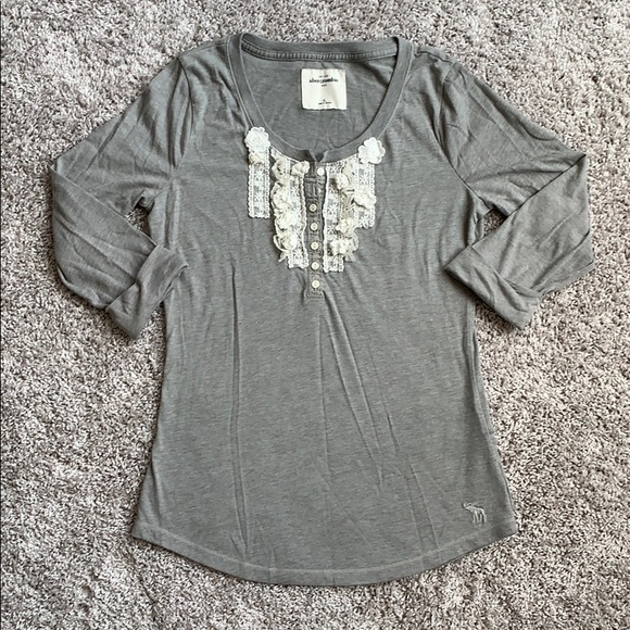 abercrombie kids Other - NWOT Abercrombie Kids Lace and Ruffle Grey Top
